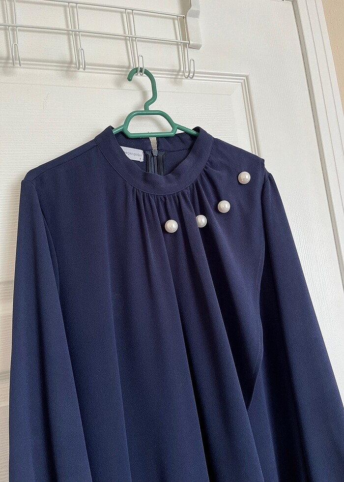 Lacivert elbise indirim payı var sadece iki saat giyildi - Görsel 2