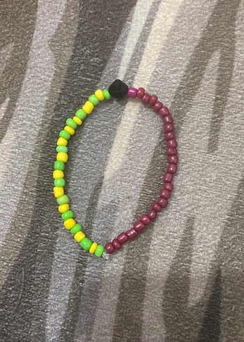 Renkli Boncuklu Minimalist Bileklik giyuu bileklik