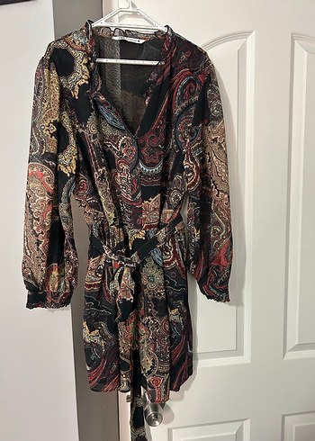 Zara Desenli Mini Elbise - Görsel 4