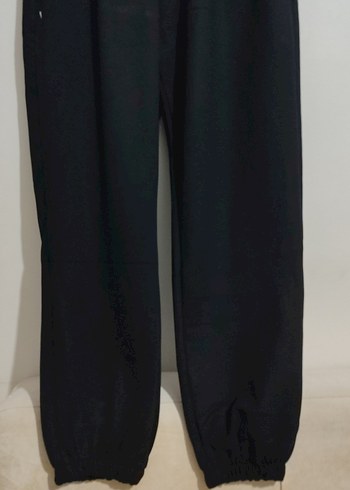 Siyah Rahat Kesim Erkek Eşofman Altı bayanlarda alınıyor - Görsel 4