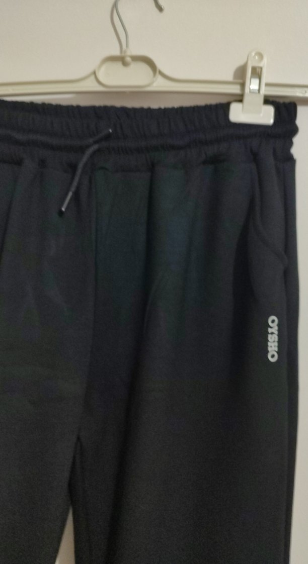 Siyah Rahat Kesim Erkek Eşofman Altı bayanlarda alınıyor - Görsel 3