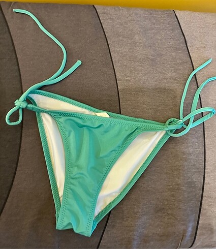 m Beden Su yeşili bikini takımı