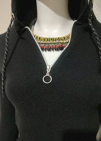 Siyah Kapüşonlu Yüksek Yaka Kadın Sweatshirt - Görsel 2