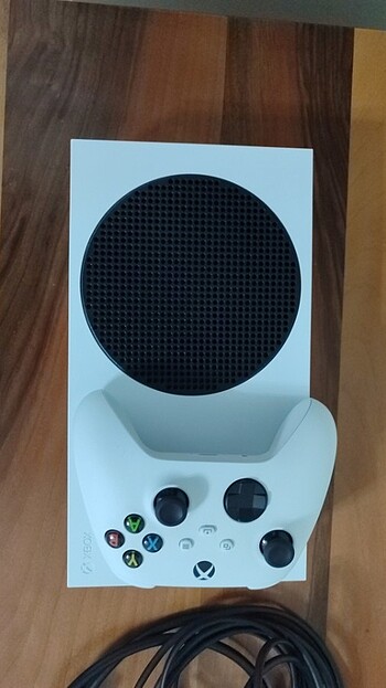 Az kullanılmış Xbox Series S (Microsoft Tr garantili)