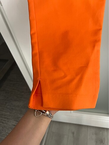 turuncu pantolon - Görsel 2
