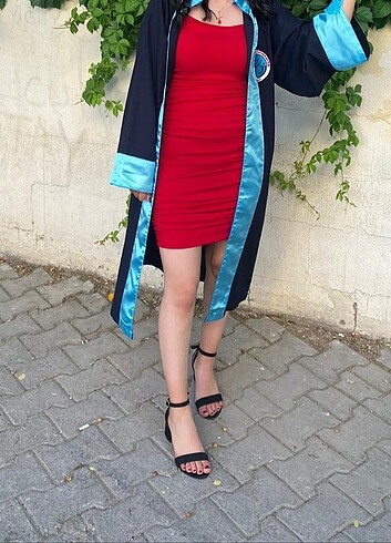 Mezuniyet Elbisesi