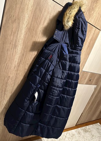 U.S. Polo assn Kadın Lacivert Uzun Kürklü Kışlık Mont - Görsel 4