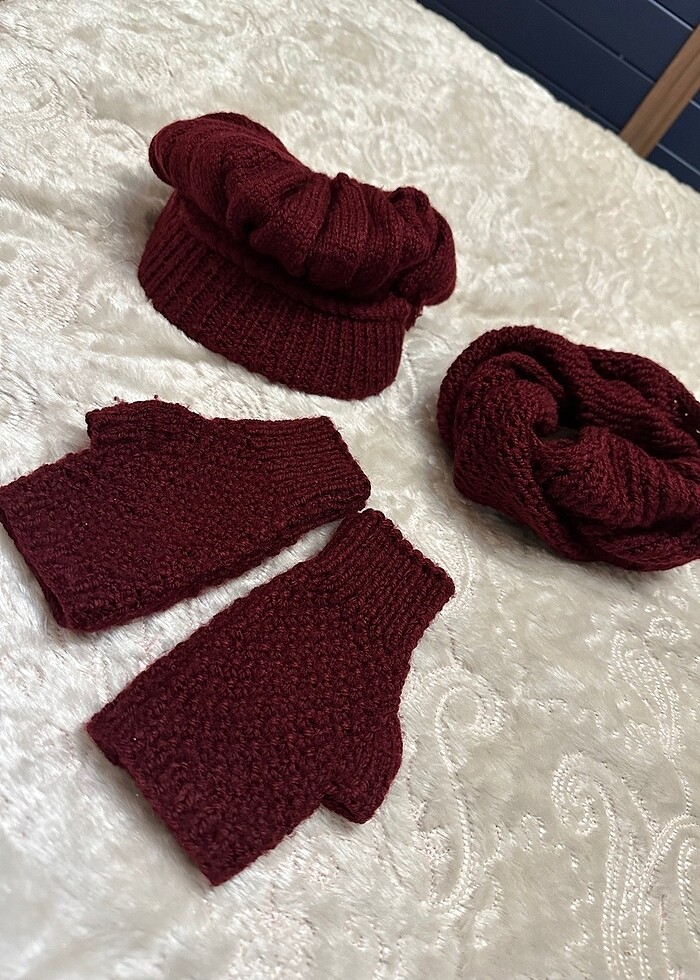 Zara örgü kasket şapkalı boyunluk takım - Görsel 4