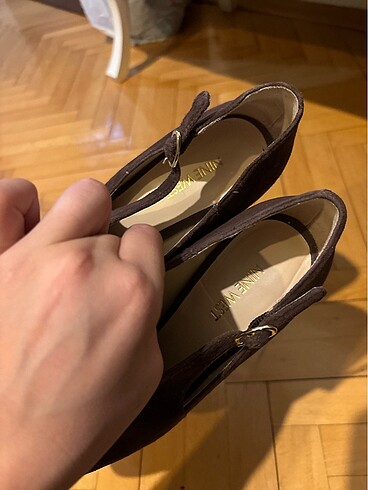 Nine West Nine west