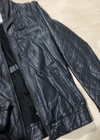 Siyah Deri Biker Ceket Kapüşonlu - Görsel 4