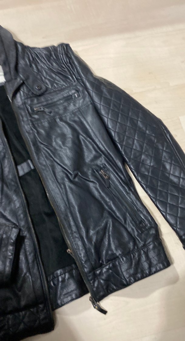 Siyah Deri Biker Ceket Kapüşonlu - Görsel 4