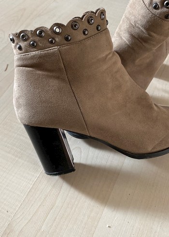 Gri Deri Kadın Topuklu Botlar fiyat sorunuz - Görsel 6