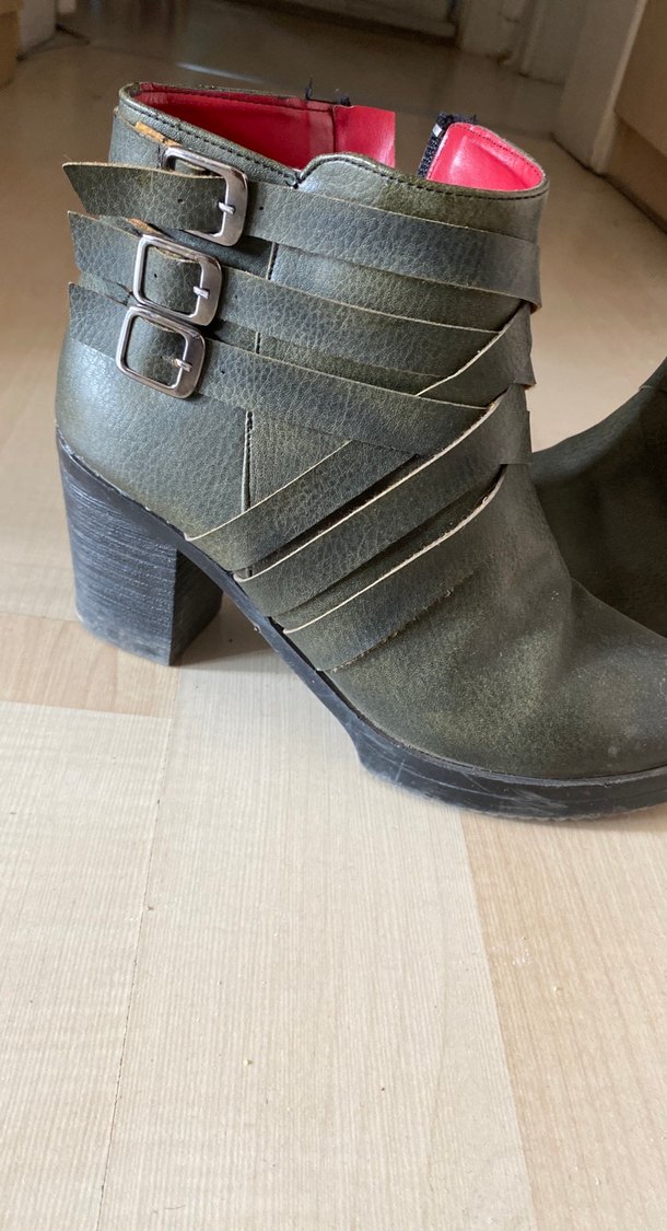 Gri Deri Kadın Topuklu Botlar fiyat sorunuz - Görsel 3