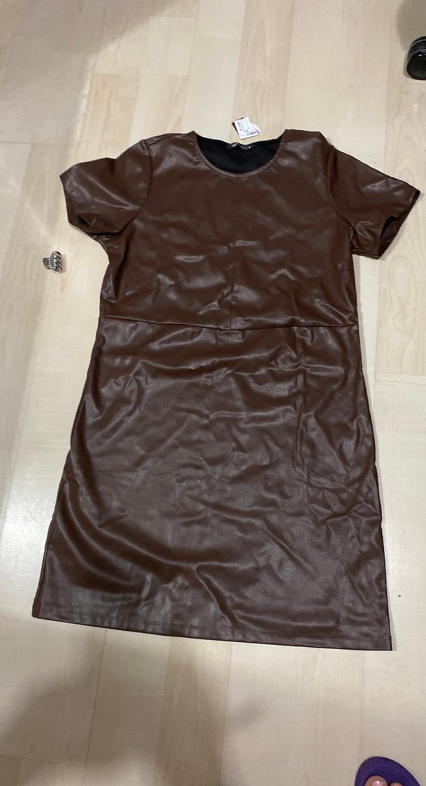 Kahverengi Deri Kemerli Midi Elbise - Görsel 4