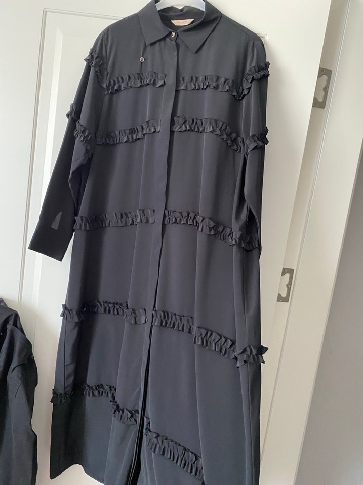 Fırfırlı Siyah Uzun Kollu Uzun Elbise - Görsel 4