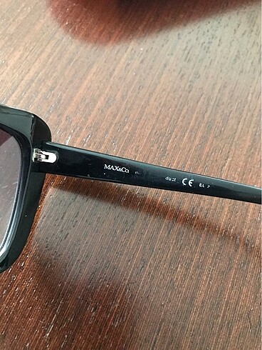  Beden siyah Renk Max&co güneş gözlüğü