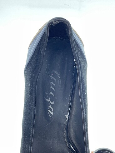 36 Beden çeşitli Renk PreLoved Stiletto %70 İndirimli.