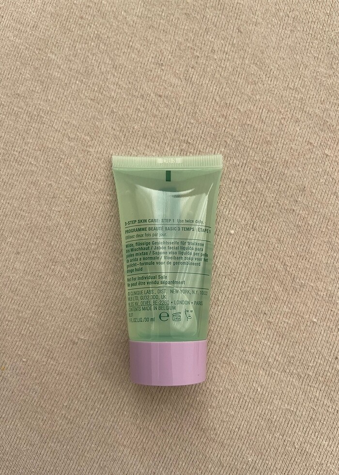 Clinique yıkama jeli - Görsel 2