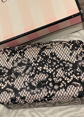  Beden Victoria secret makyaj çantası