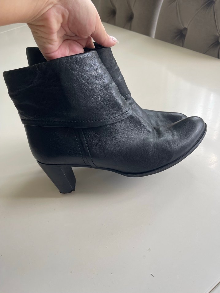 Siyah Deri vintage Kadın Bot - Görsel 2