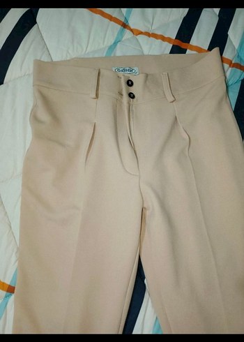 Diğer Bej Kadın Pilili Kumaş Pantolon
