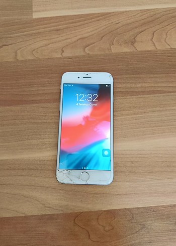 Beyaz Apple iPhone
