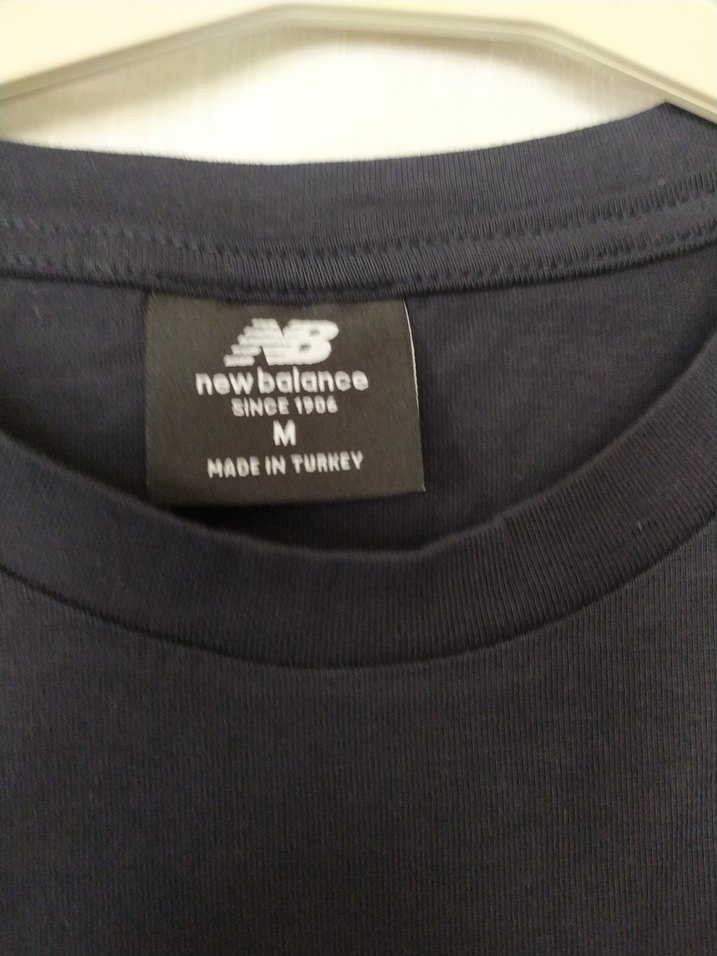 New Balance Tişört - Görsel 3