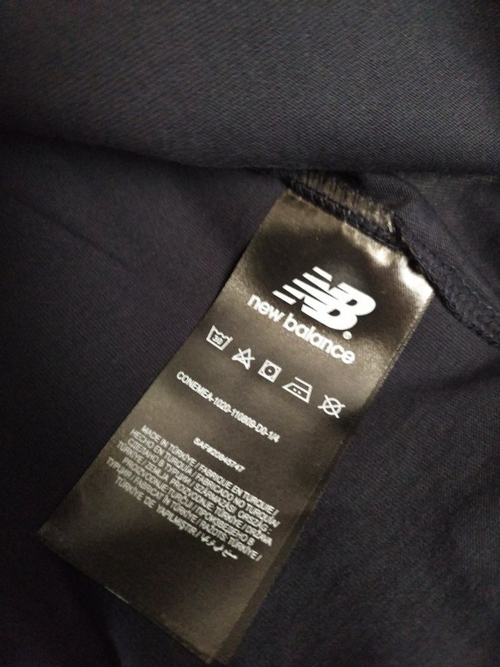 New Balance Tişört - Görsel 4