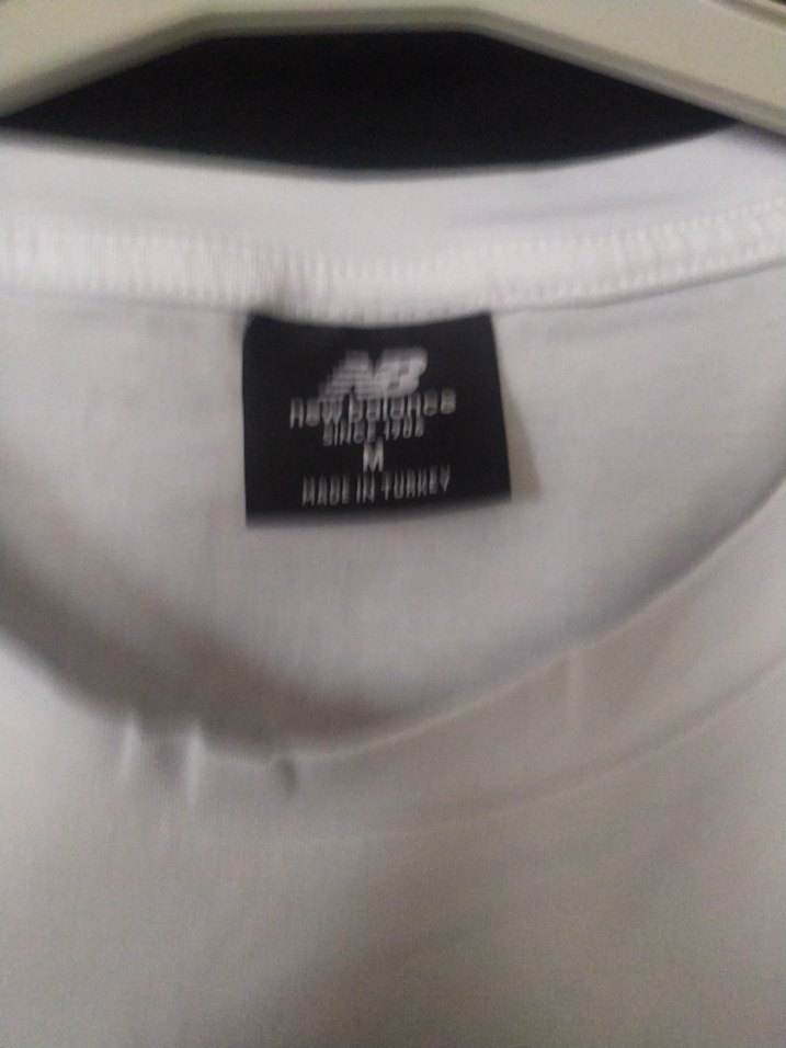New Balance Tişört - Görsel 3