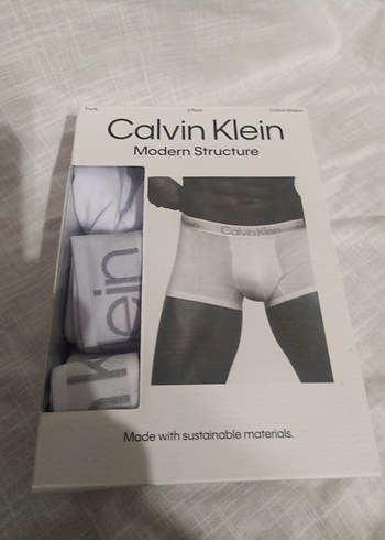 Calvin Klein m