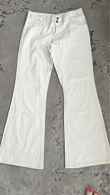 Bel Nakışlı Coton Pantolon Krem