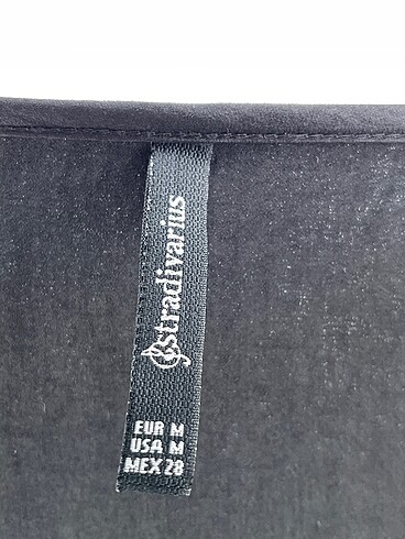 m Beden siyah Renk Stradivarius Bluz %70 İndirimli.