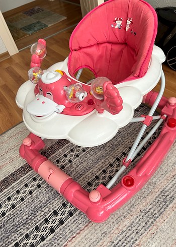 Pembe Renkli Bebek Yürüteci