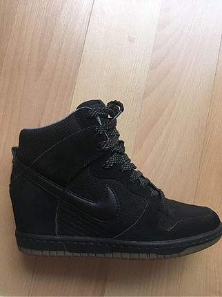 Nike gizli topuk spor ayakkabı 