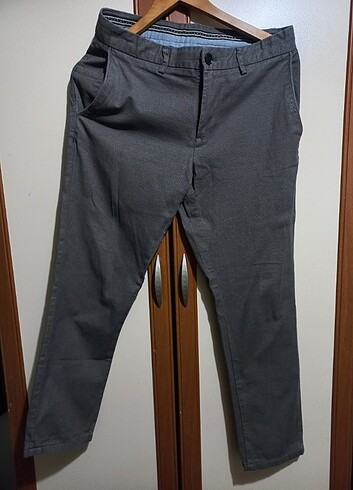 Zara ZARA SPOR PANTALON 28/32