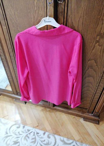 Uzun Kollu Pembe Düğmeli Kadın Gömlek - Görsel 2