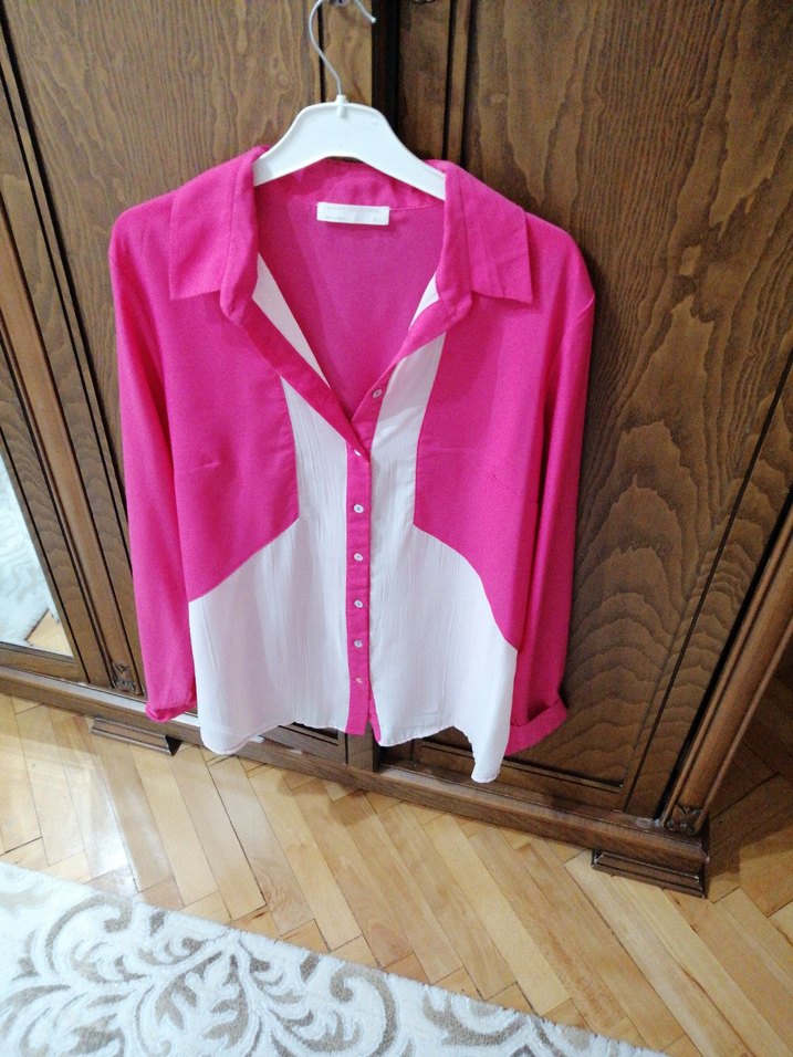 Uzun Kollu Pembe Düğmeli Kadın Gömlek - Görsel 3