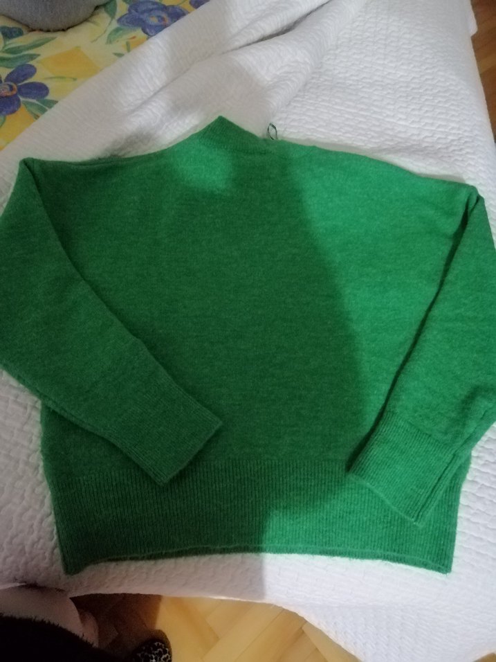 Yeşil V Yaka Örgü Kadın Kazak - Görsel 4