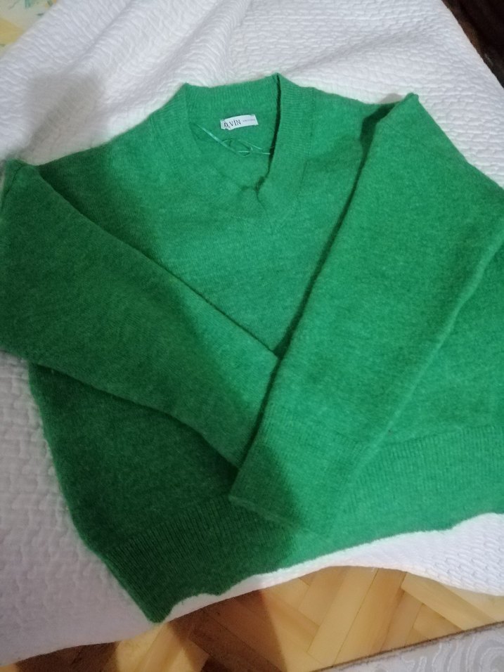 Yeşil V Yaka Örgü Kadın Kazak - Görsel 2