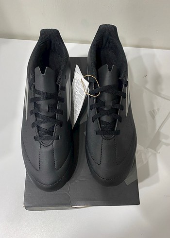 Adidas krampon