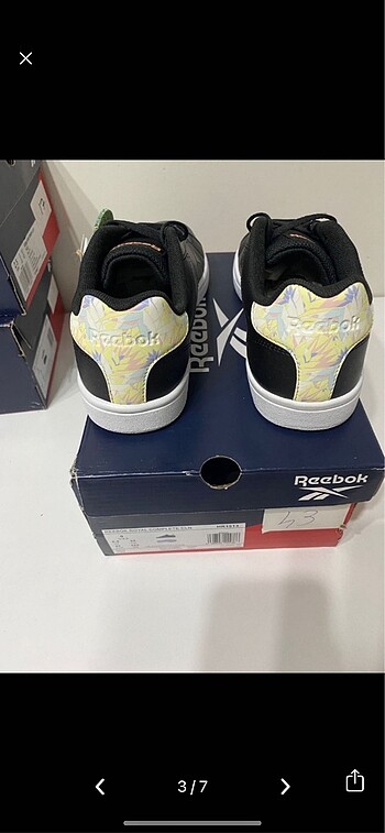 40 Beden siyah Renk Orjınal Reebok