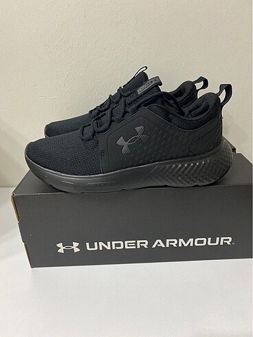 Under armour spor ayakkabı