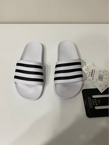 Adidas terlik