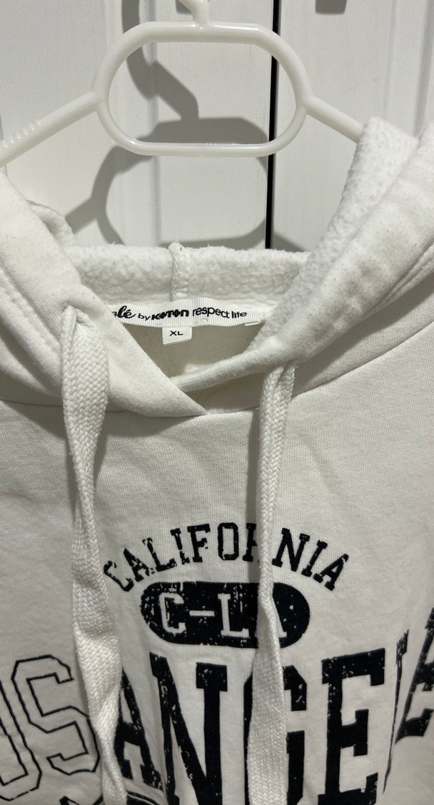 Beyaz Kapüşonlu Sweatshirt - Görsel 3