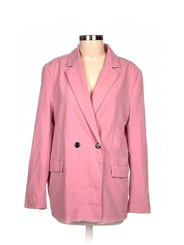 Bershka Blazer %70 İndirimli.