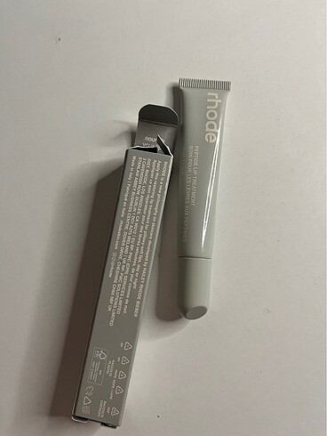 Rhode peptide lip balm