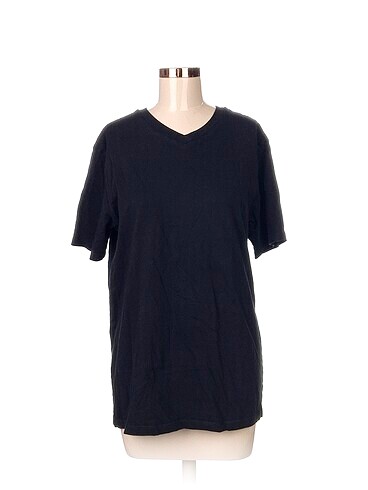 Mango T-shirt %70 İndirimli.