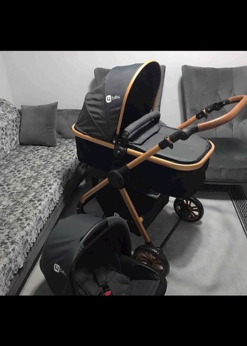 Siyah Bebek Arabası ve Taşıma Ünitesi