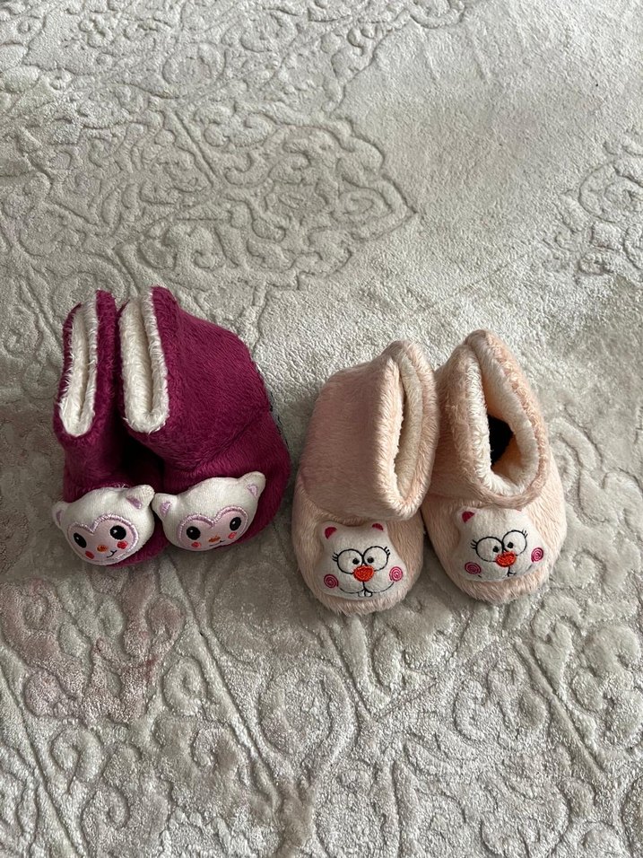 Boncuk İşlemeli Beyaz Kız Çocuk Özel Ayakkabı - Görsel 2