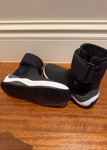 Gill marka neoprene cocuk yelken bot - Görsel 4